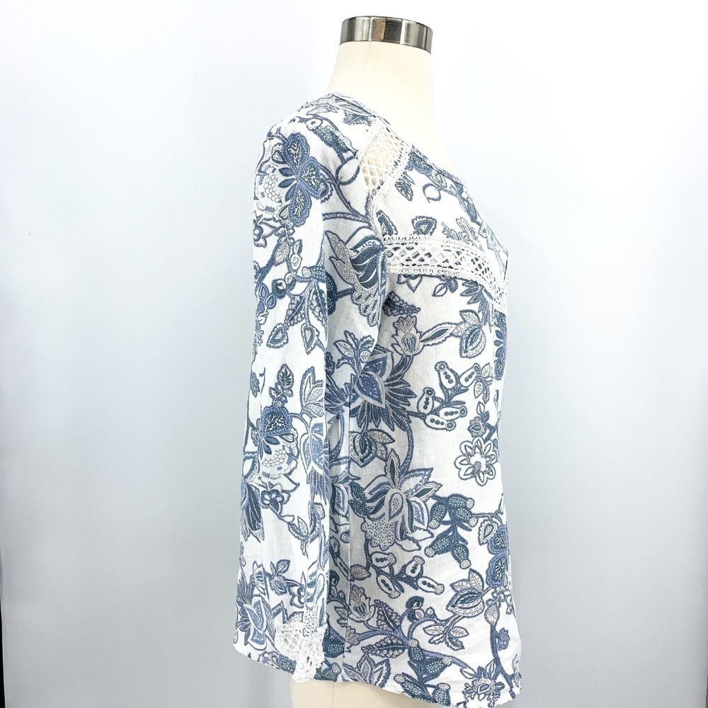 Elena Baldi Blue & White Floral Linen Top w/ Lace - Picture 2 of 4